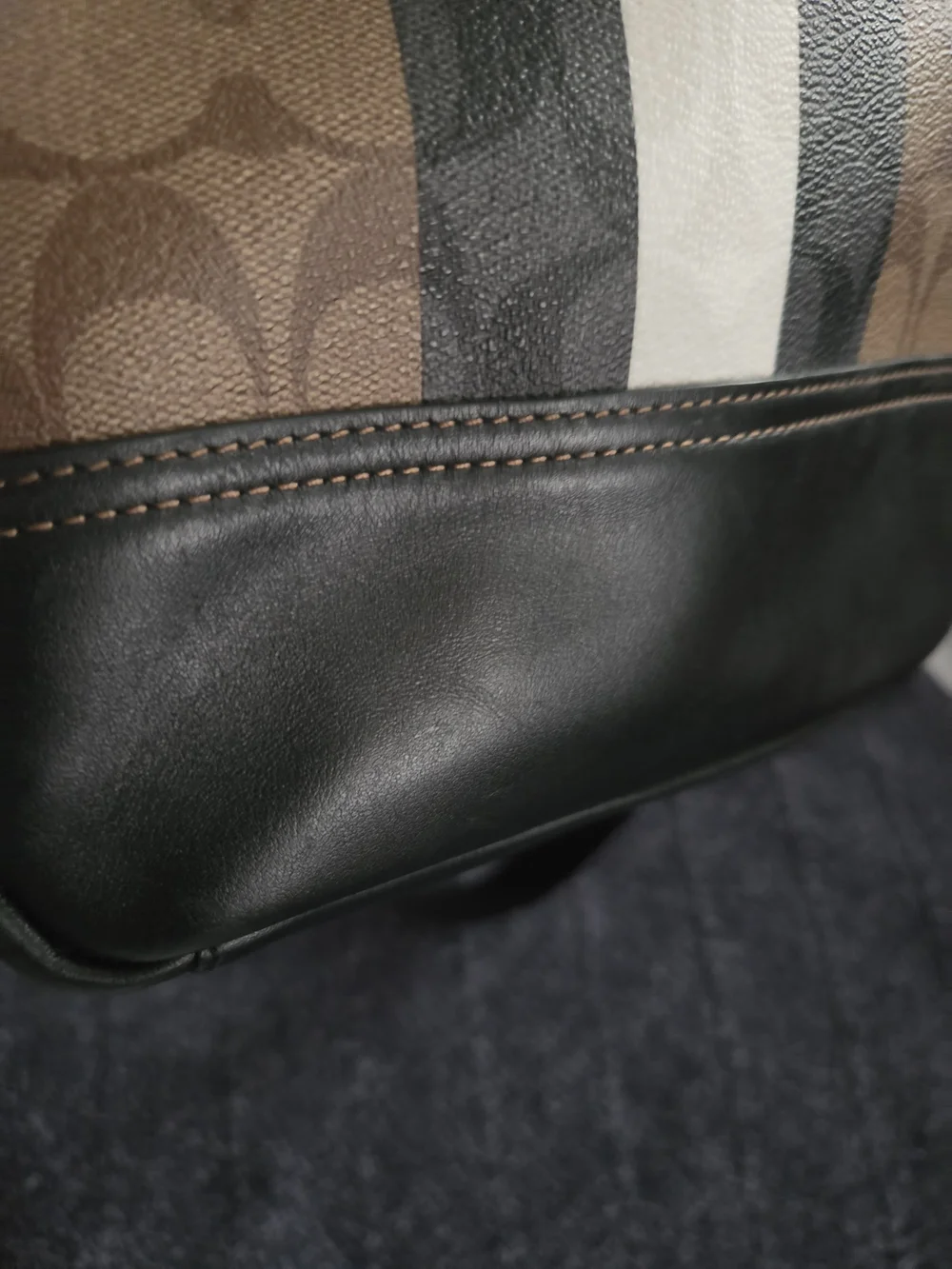 Coach men crossbody